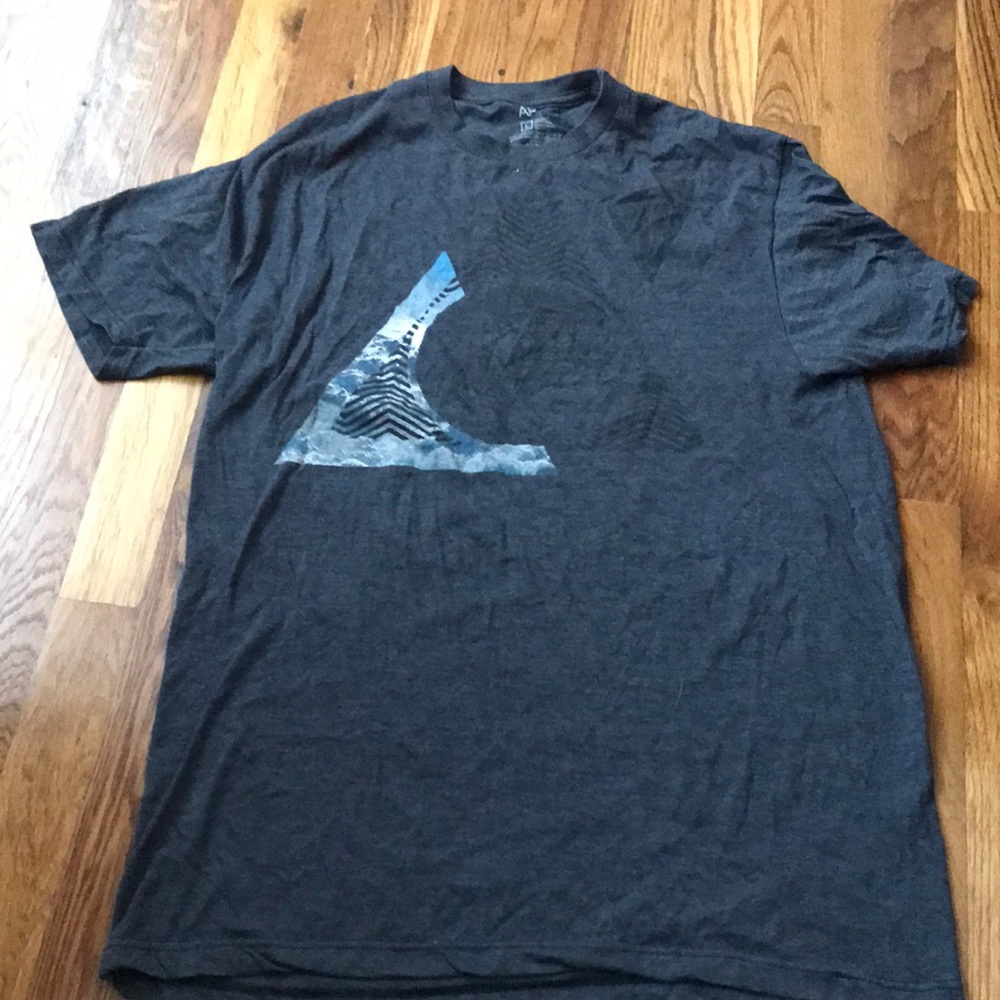 Apt 9 mens gray tshirt size L cotton polyester